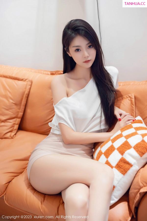 可乐Vicky  [XiuRen]高清写真图 2023.09.28 No.7457 可乐Vicky 美腿丝袜第5张图片